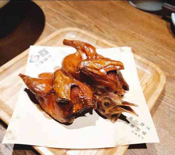 三强鸽子(开发区店)-"[薄荷]环境:是家老店,但是装修设计很.