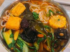 -红鼻子桂林米粉(金唐新光界店)