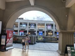 -王府井奥莱临潼小镇(临潼店)