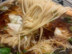 弄堂芥菜云吞面-弄堂小笼包(西青中北永旺购物中心店)