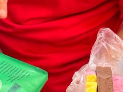 -詹爷爷乌节路街头冰淇淋