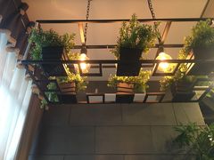 -愉肴麻辣香锅(中山路店)
