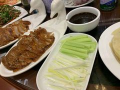 -大鸭梨烤鸭店(金顶街店)