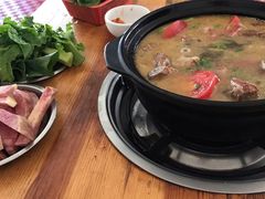 -钰洁腊排骨火锅