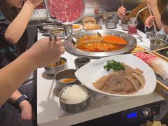 -老房老舍重庆火锅(假日城市店)