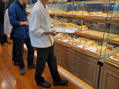 面包甜点陈列柜-新侨三宝乐面包店(崇文门店)