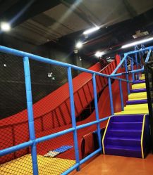 -蹦贝运动中心·蹦床·攀岩·闯关(龙岗店)