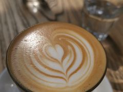 拿铁-VOYAGE COFFEE(北锣鼓巷店)