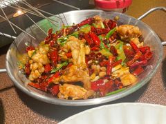 -曼听小寨海鲜烧烤·大连辣炒大王(盖州街店)