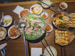 -肖四女乐山跷脚牛肉(南汇大学城生活广场店)