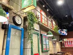 -超越炭火牛蛙火锅鸡(河东店)