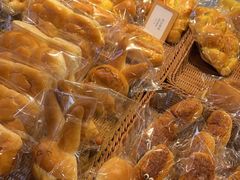 -玥儿弯弯手作烘焙(中海国际社区御城店)