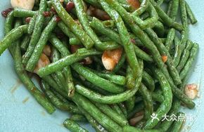 Yellow Bean Sauce Tossed Long Beans