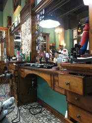 -小戈男士复古理发馆barber shop