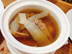 -顺风汤馆·广府粤菜(江宸天街店)