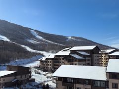 -中旅松花湖滑雪场