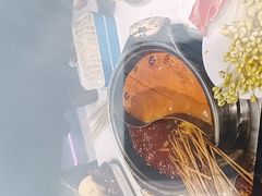 -钢管厂五区小郡肝串串香(蜀都万达店)