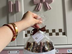 -Laderach 莱德拉(上海环贸iapm店)