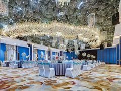 -白鹿苑蒙餐(鄂温克宾馆店)