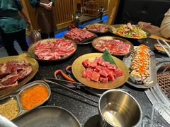 -韩烧牛中牛·甄选黑牛烤肉(黑金店)