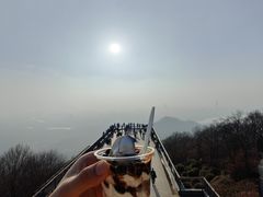 -紫金山山顶公园