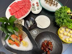 -鼎泰亨·海鲜牛肉餐厅(滨江店)