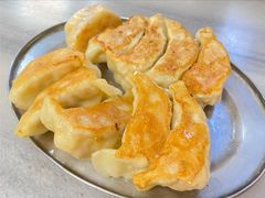 玉米鲜肉煎饺-芬芳甜品(同福路店)