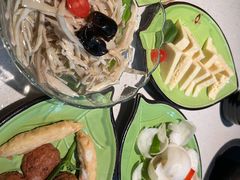 -一叶一世界·素食餐厅(锦华万达店)
