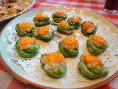 香煎蟹黄墨鱼饼-龙桥私厨·姜花菊花过桥鱼·顺德菜(容桂店)