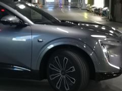 -大宁国际商业广场-地下停车库