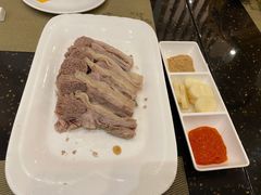 手抓羊肉-飞天大厦清真餐厅
