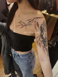 -SNOW TATTOO STUDIO
