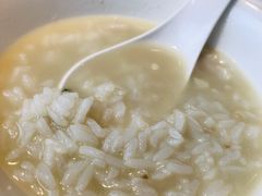 鱼汤泡饭-陈大锅·岳阳鱼馆·地道岳阳菜(美食街店)