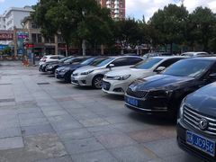 -百联中环购物广场-停车场