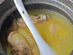 崂山泉水鸡-崂山水果园农家宴(泉水鸡店)