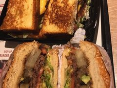 -The Habit Burger Grill 哈比特汉堡(复兴soho店)