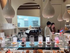 -VERIE BAKEHOUSE