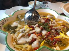 撒椒酸菜鱼-撒椒·四川江湖菜(大族广场店)