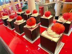 -咖啡苑自助餐厅·中国大饭店