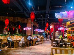 大堂-老滇山寨•云南特色菜•地方菜•民族风情歌舞表演(金碧店)