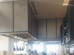 -瑰丽酒店·海吧·天际下午茶·现场DJ·天台酒吧