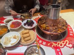 -老佛爷炭火蛙锅直营(清滨路总店)