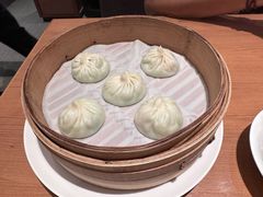 丝瓜虾仁小笼包-鼎泰丰(德基广场店)