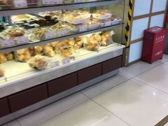 面包甜点陈列柜-第一食品(中环百联店)
