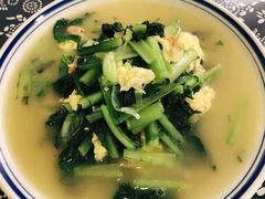 -八两八金·莱芜特色炒鸡(市南漳浦路店)