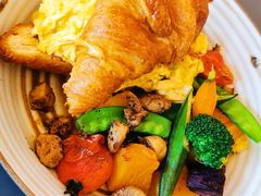 鹅肝滑蛋可颂全餐-玲婧胡同·生日蛋糕·餐厅(嘉里城店)