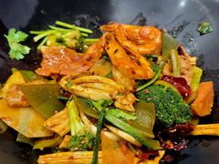 -醉人椒麻辣香锅(王府井喜悦店)