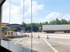 -鹰潭服务区-停车场