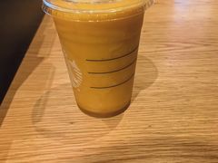 -星巴克(广州淘金路店)