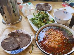 -德元兰州纯汤牛肉面